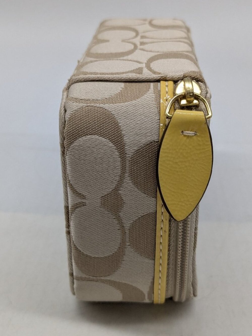 Coach Monogram Canvas Leather Flower Applique Travel Jewelry Box - Picture 4 of 8